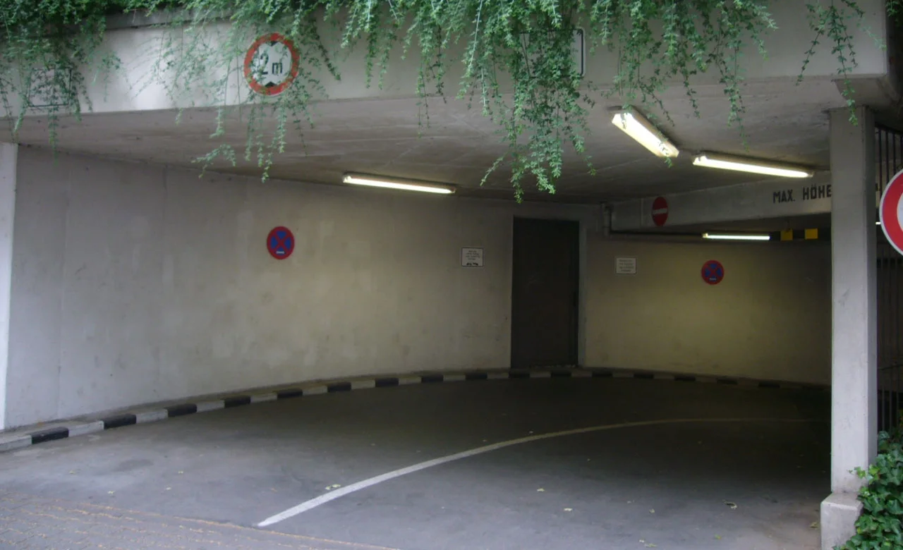 Leo-Statz-Platz Quartiersgarage Einfahrt