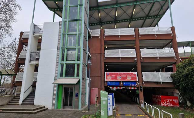 Parkhaus Bahnhof Lahnstraße in Gießen