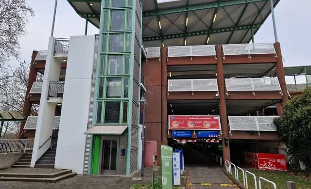 Parkhaus Bahnhof Lahnstraße in Gießen