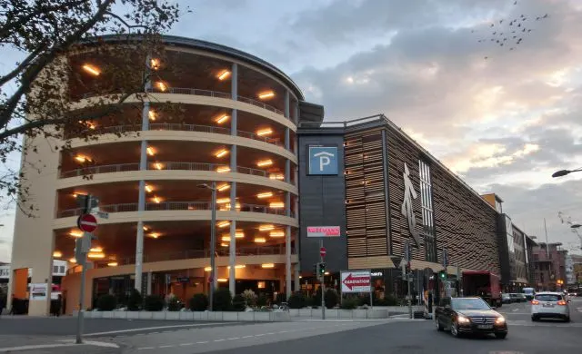 Parkhaus Hauptbahnhof in Aschaffenburg