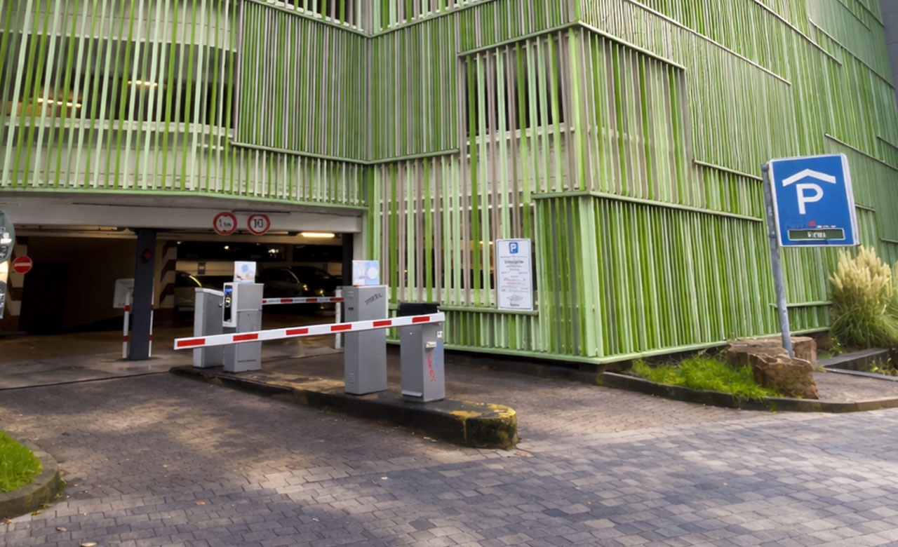 Parkhaus Einfahrt  Ankergärten in Bielefeld