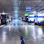 car park right in the historic centre, ideal for visits and local tourism.