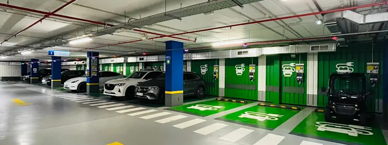 car park convenient, secure and ideally located near the city centre and healthcare services.