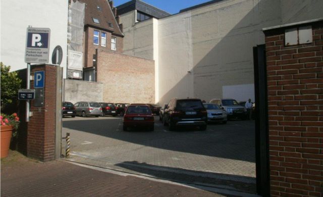Parkplatz Herzogstr. Woolworth in Kleve