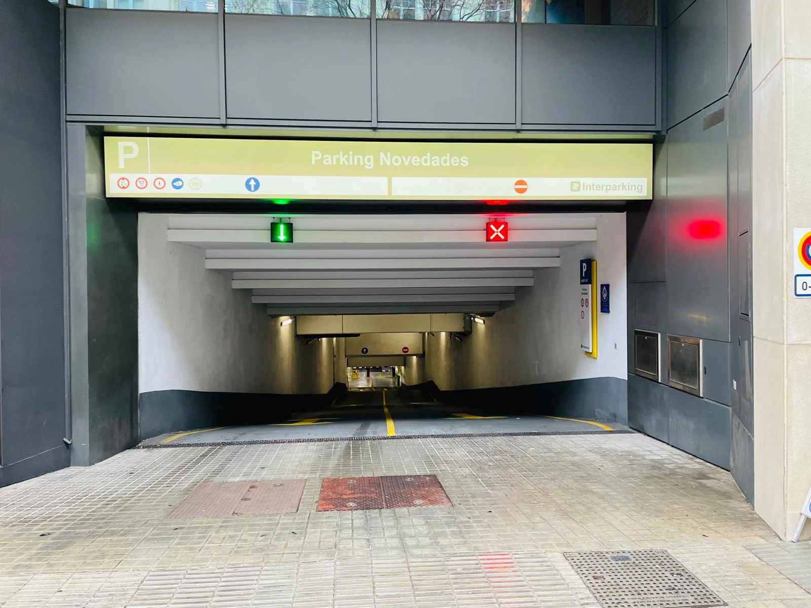 car park convenient, secure and ideally located near the city centre and healthcare services.