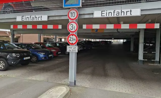 Parkhaus Bahnhof Lahnstraße