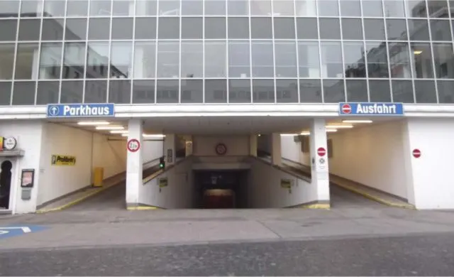 Parkhaus Opern-Passage in Köln