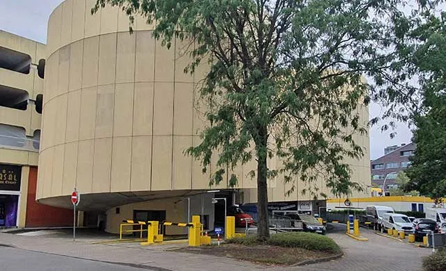 Parkhaus Buxtehuder Straße in Hamburg