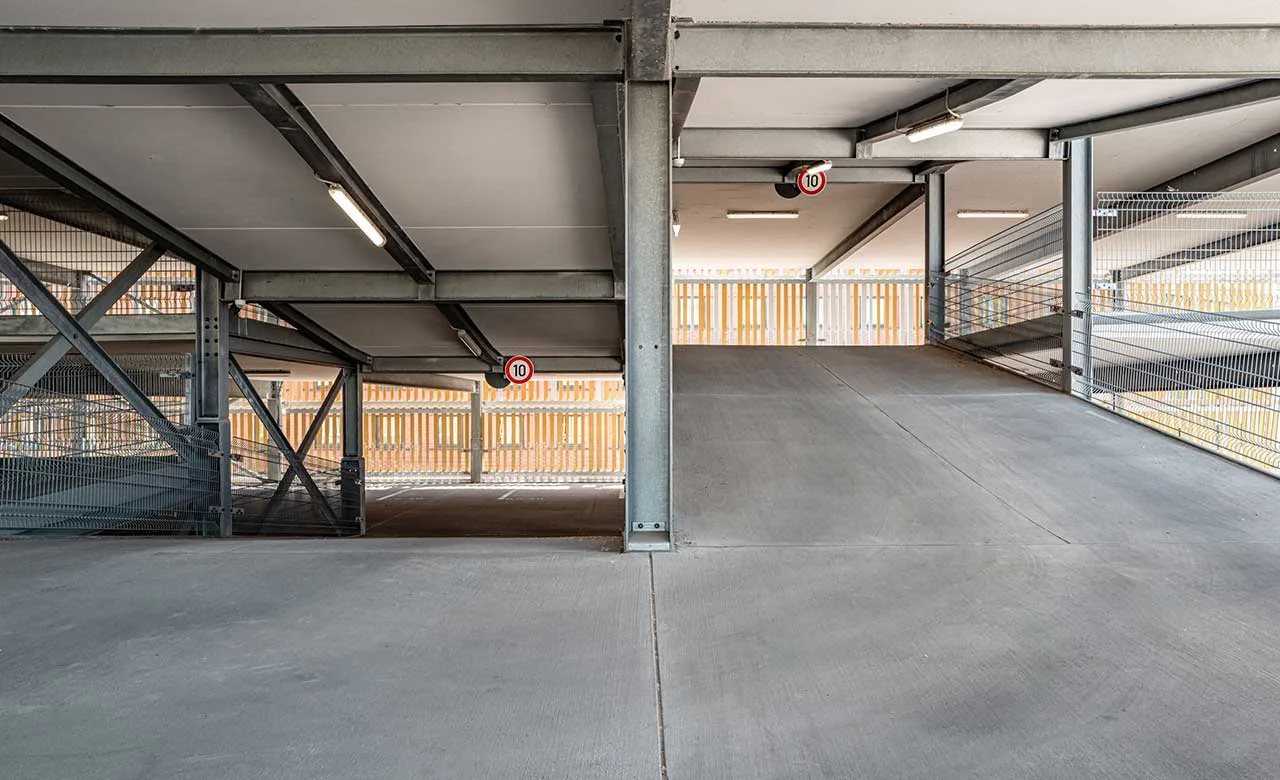 Parkhaus Zollhafen Mainz Innenansicht