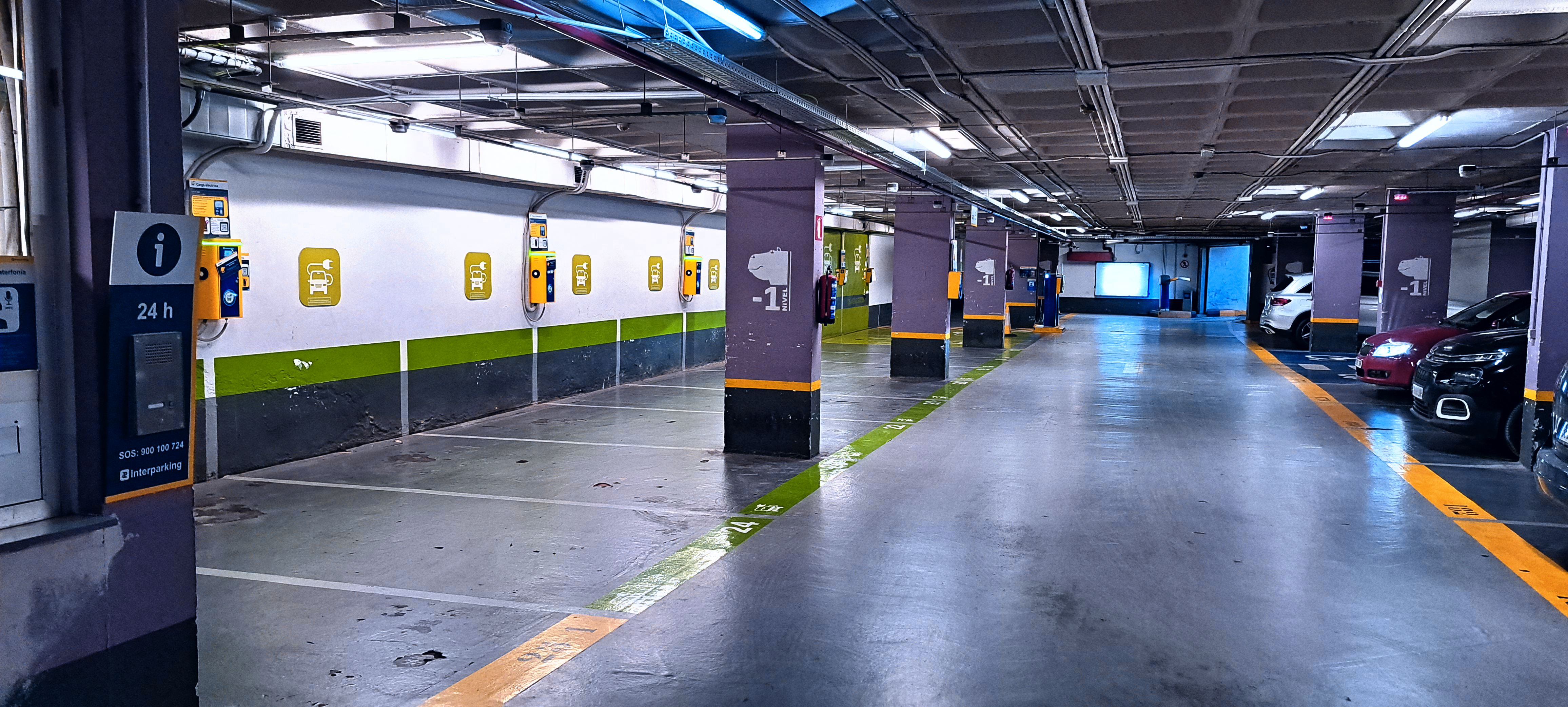 car park convenient, secure and ideally located near the city centre and healthcare services.