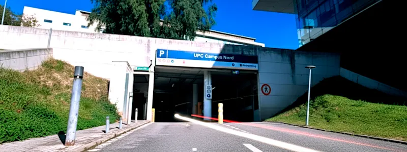 car park convenient, secure and ideally located near the city centre and healthcare services.