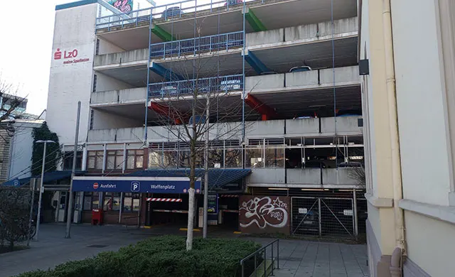 Parkhaus Am Waffenplatz in Oldenburg