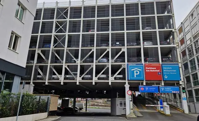 Parkhaus Am Bahnhof in Gießen