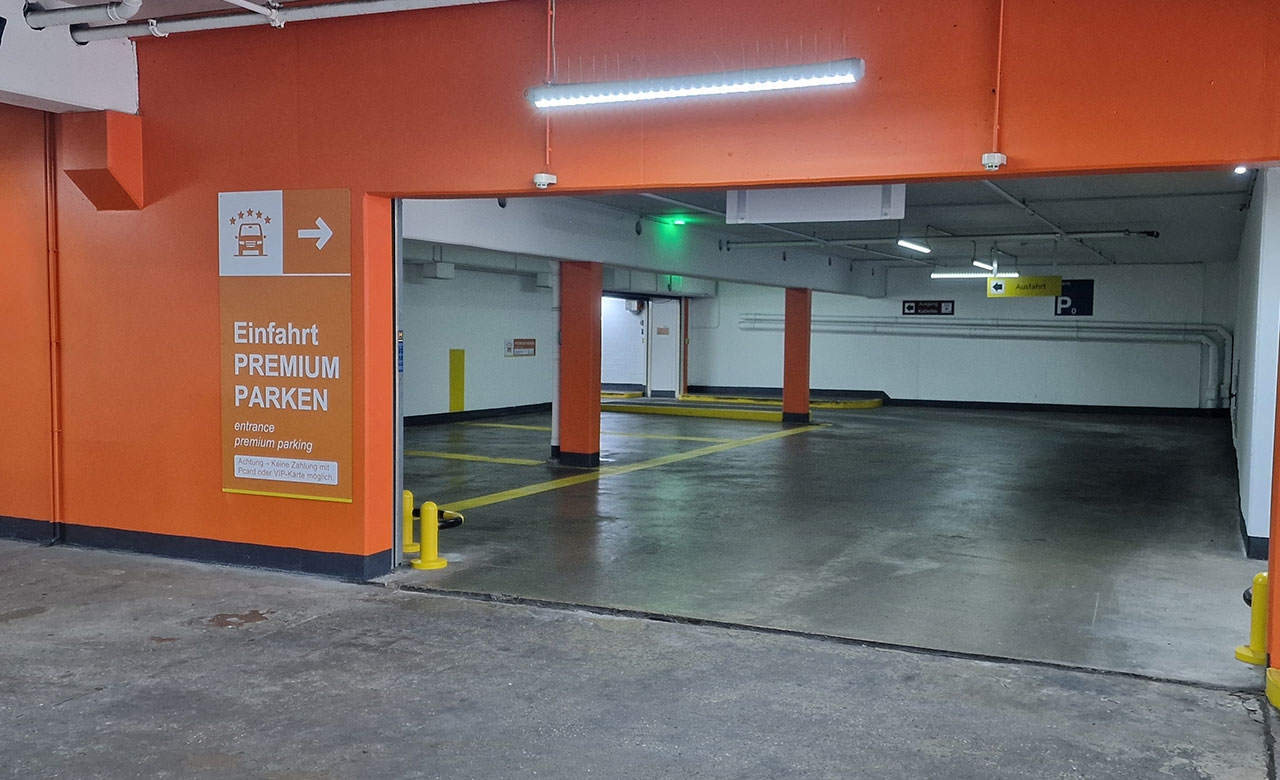 Parkhaus Am KaDeWe in Berlin Premiumparkbereich