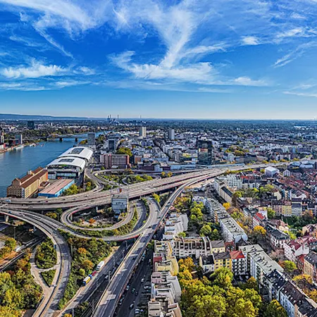 Skyline der Stadt Ludwigshafen
