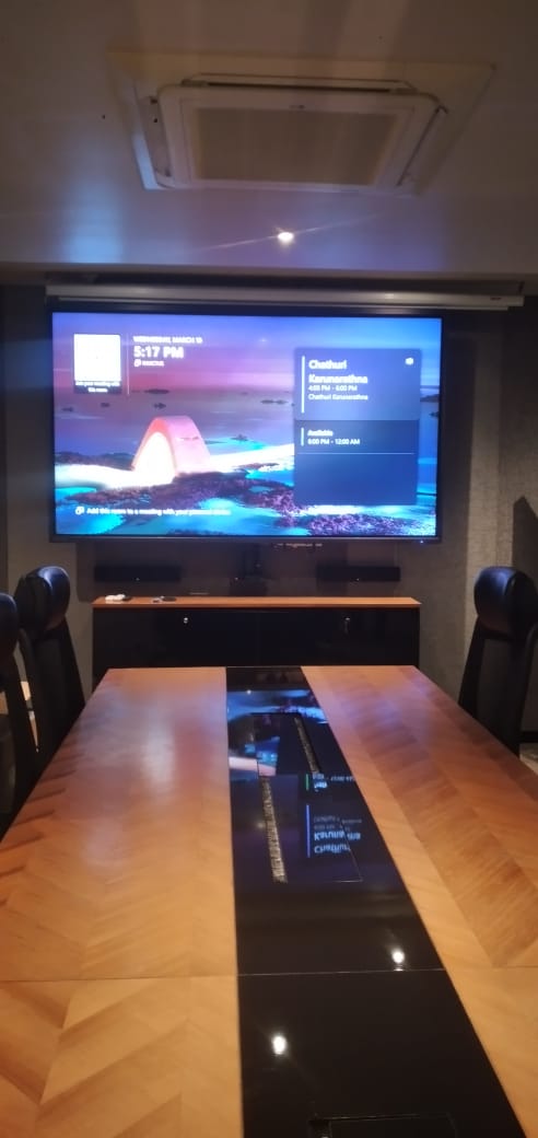 InQube Global – Meeting Rooms & Collaboration Displays