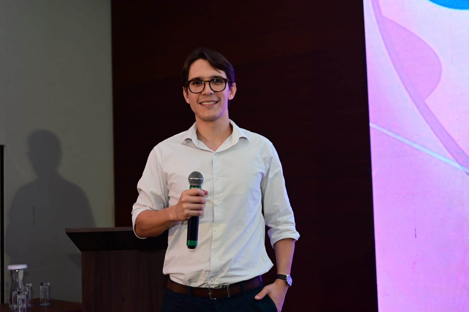 Technical Seminar House Hould