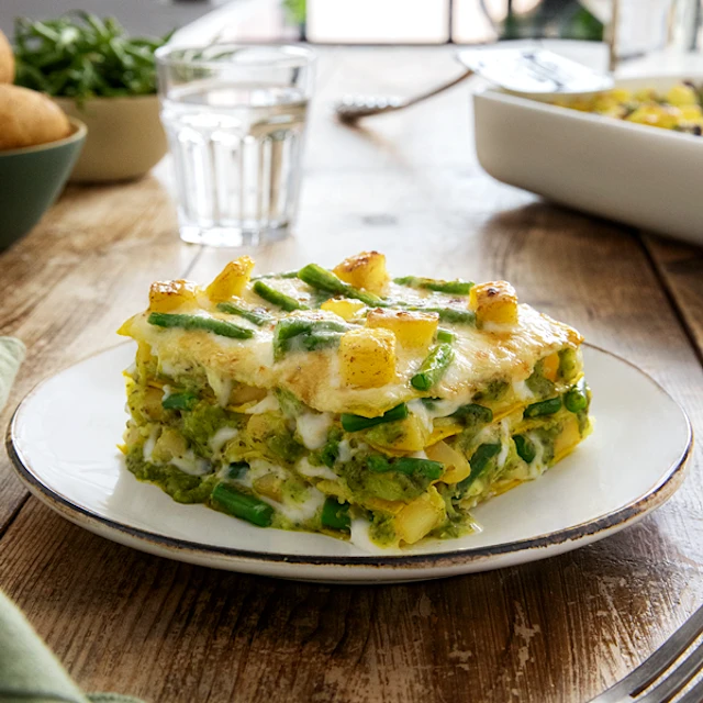 さやいんげんとじゃがいものジェノベーゼラザニア