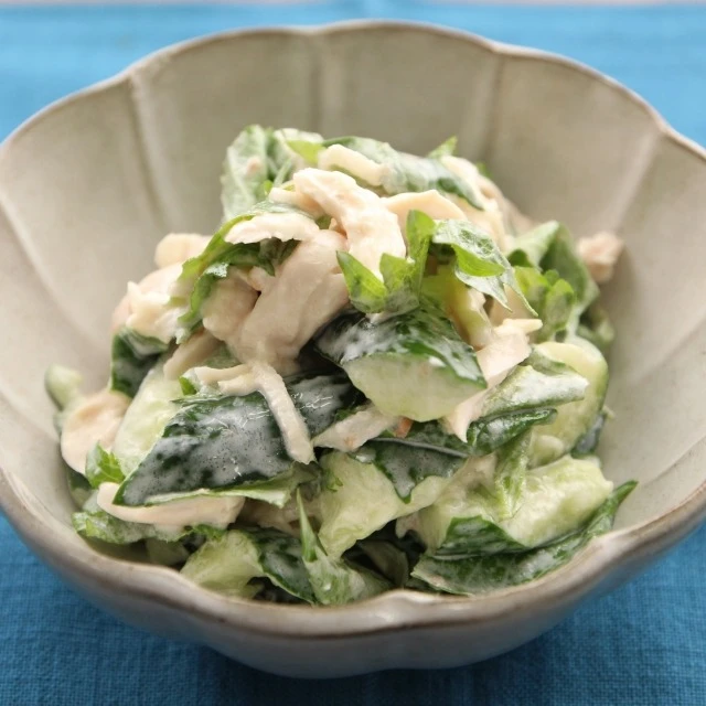 ささみときゅうりの梅しそマヨ和え