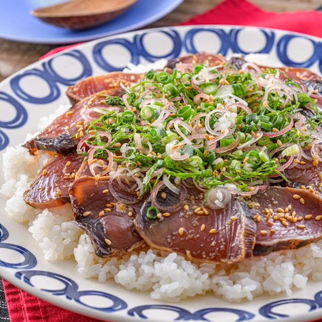 薬味たっぷりかつおたたきちらし