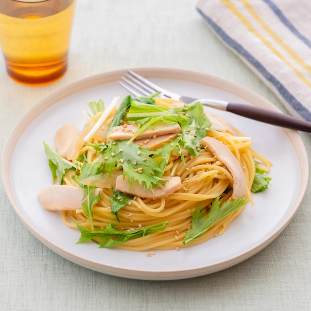 サラダチキンと水菜の和風パスタ