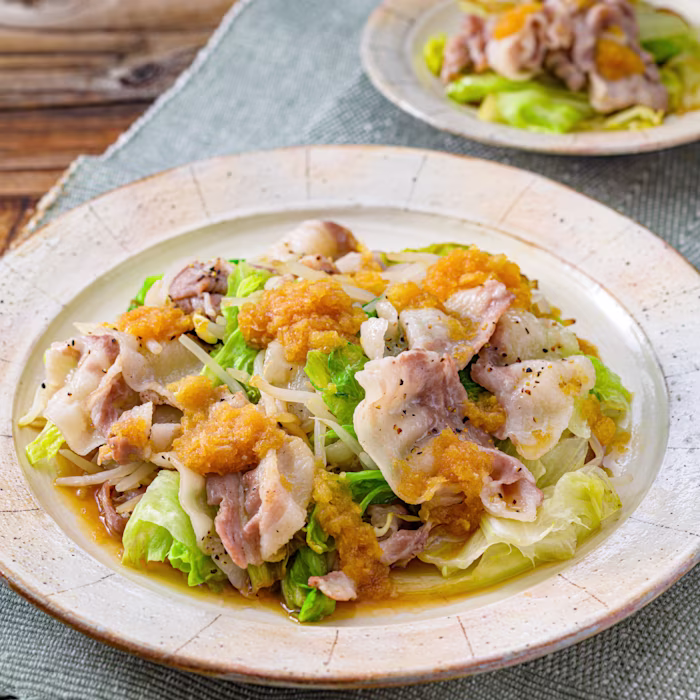 香味だれで食べる!豚肉のもやしレタス蒸し