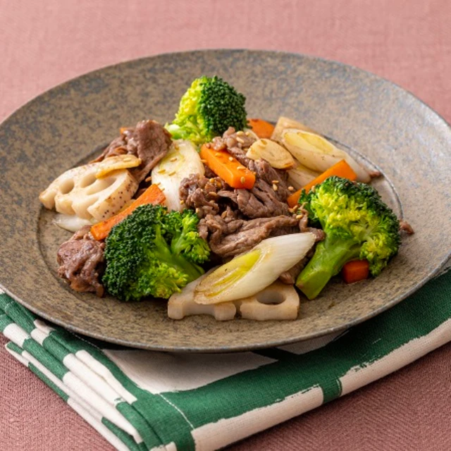 牛肉とブロッコリーのオイスターソース炒め