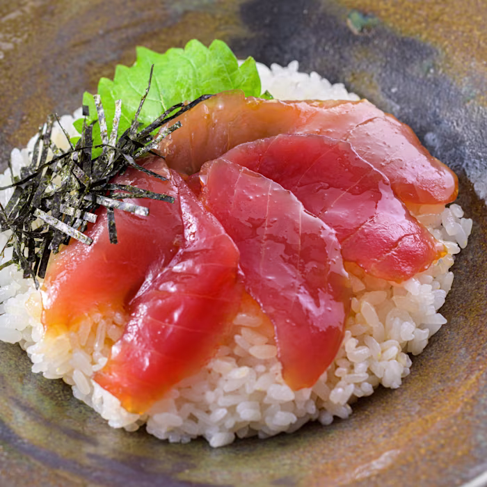 まぐろの漬け丼