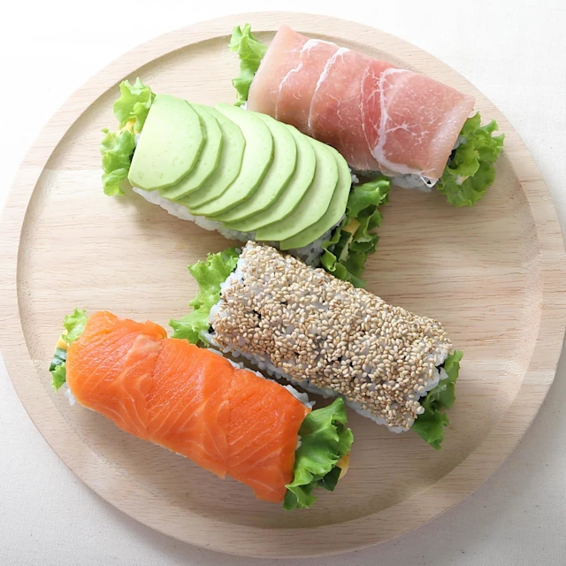 カラフル恵方のロールずし