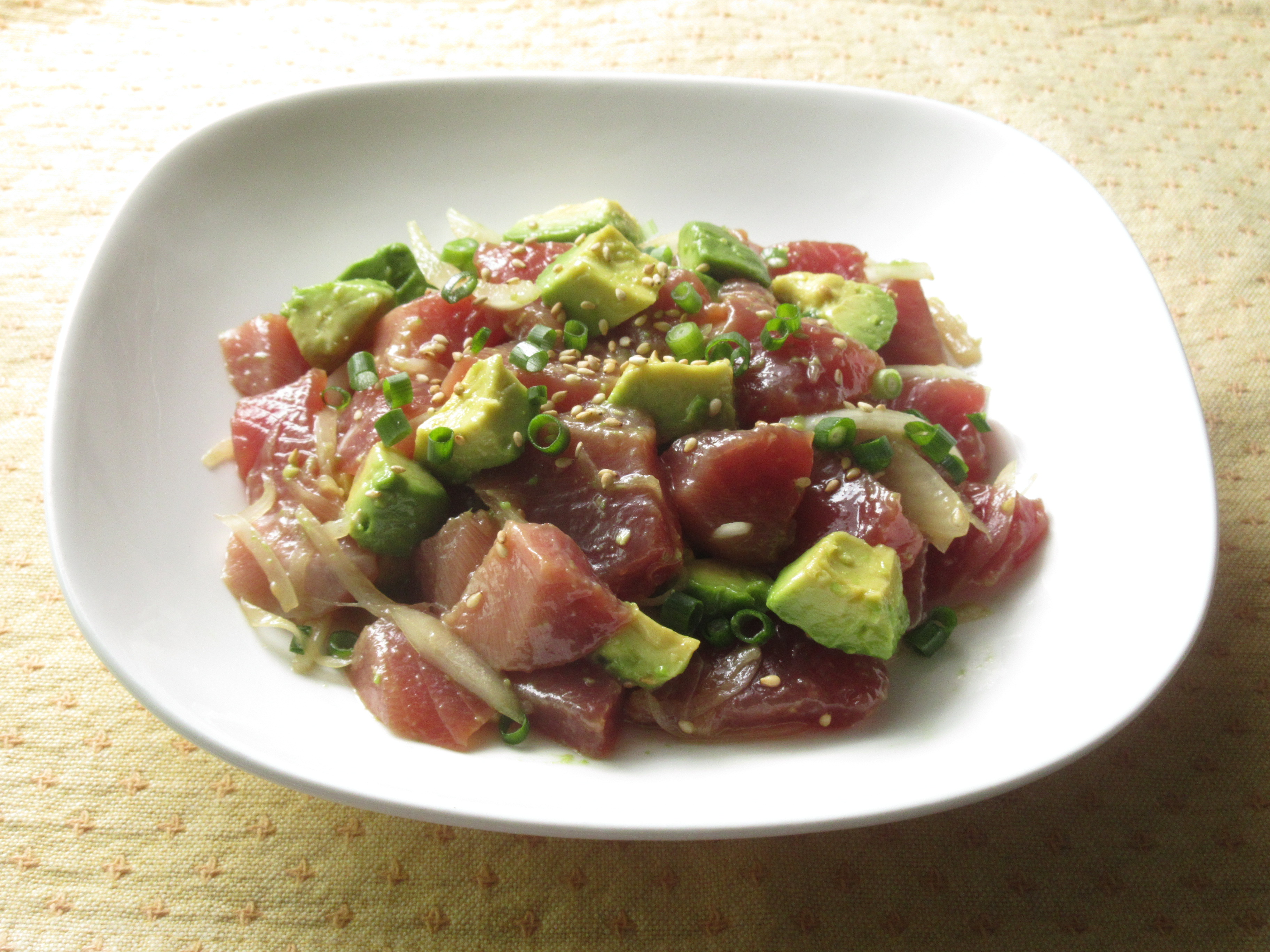 かつおとアボカドのぽんポキ