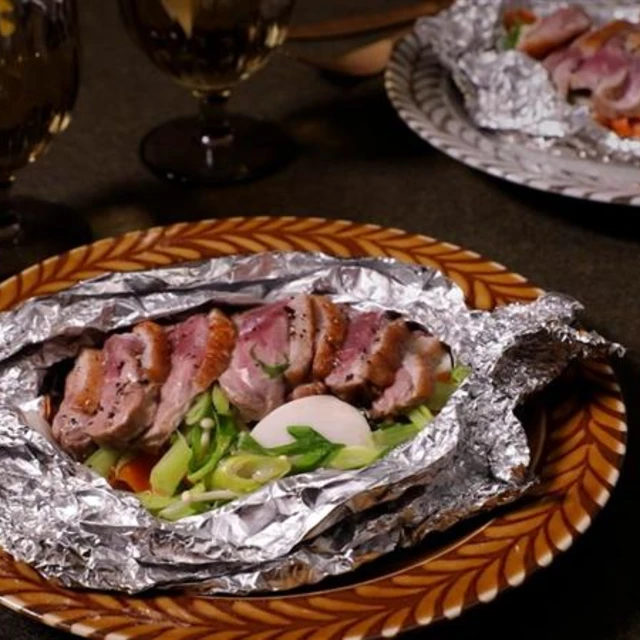 ふっくらジューシーあい鴨と冬野菜のホイル蒸し