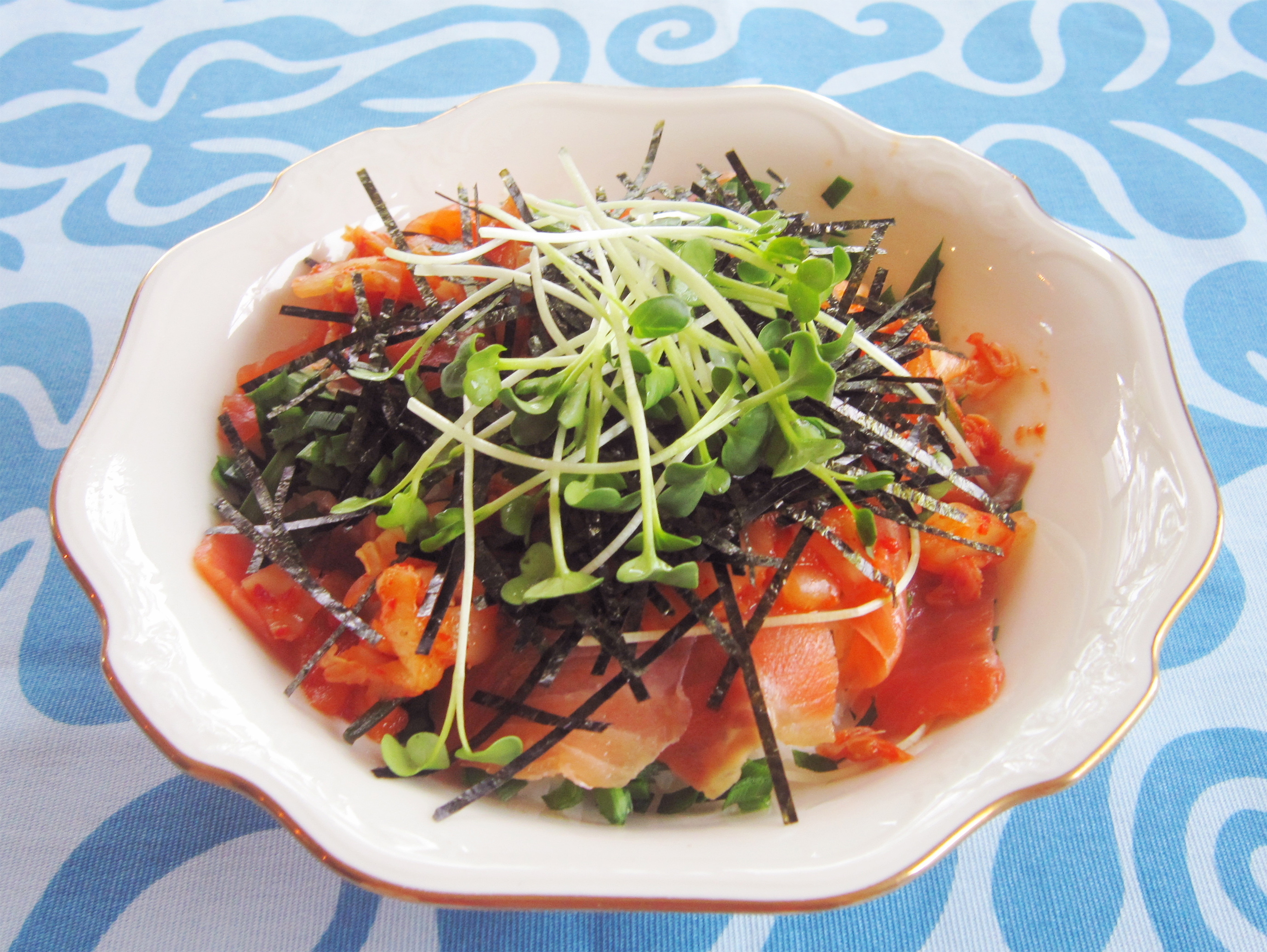 キムチ海鮮丼