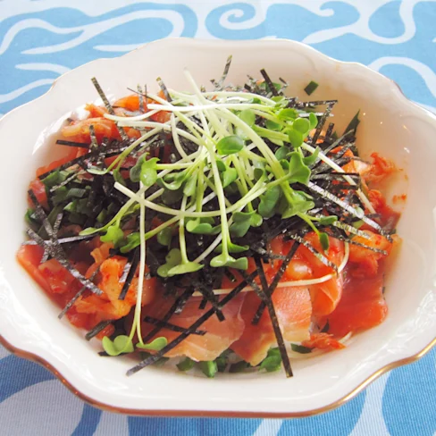 キムチ海鮮丼