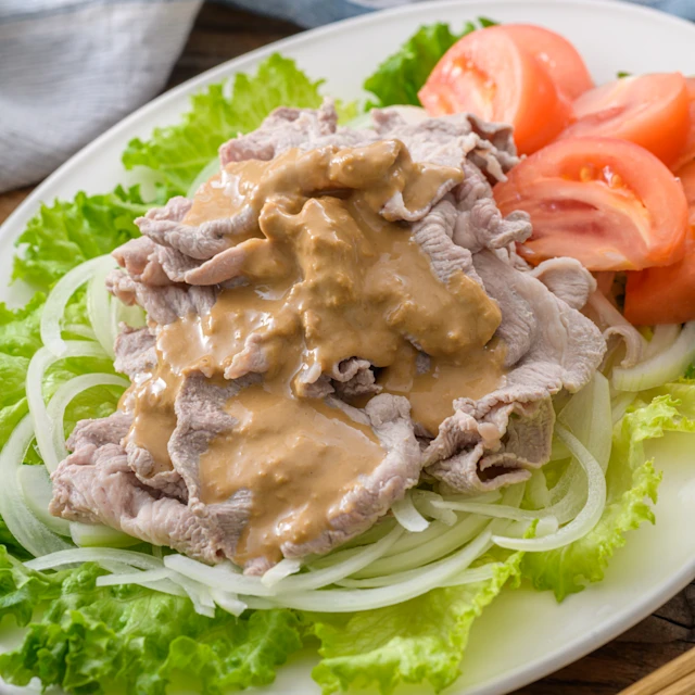 豚しゃぶレタスのしょうがだれがけ