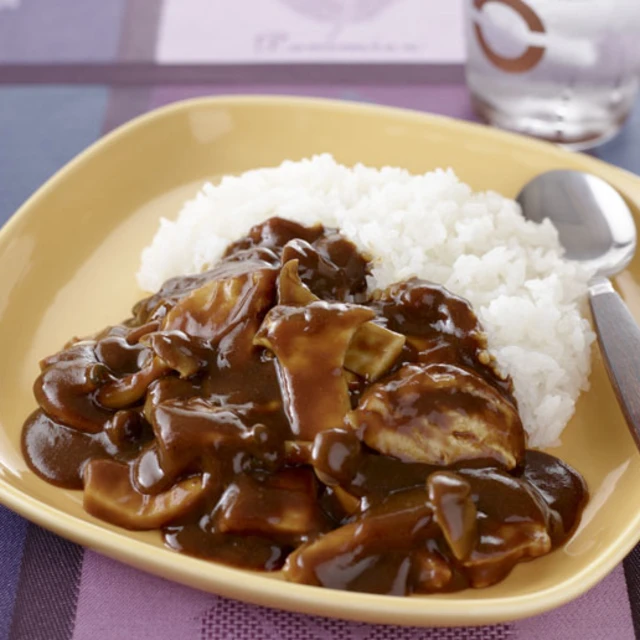 鶏むね肉ときのこのカレー