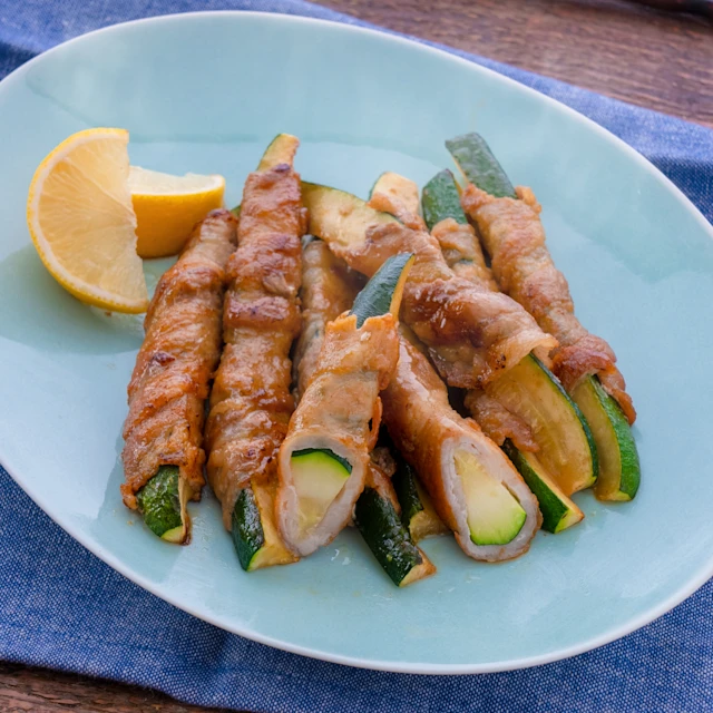 肉巻きズッキーニ