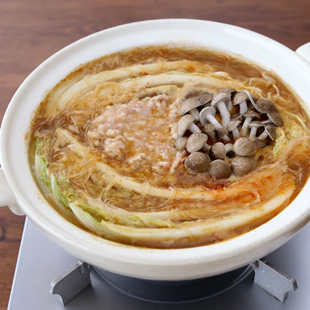 白菜トロトロ!こってり味噌鍋