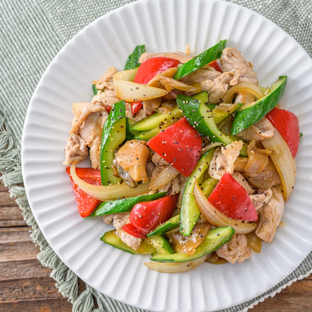 豚肉ときゅうりのオイスター炒め