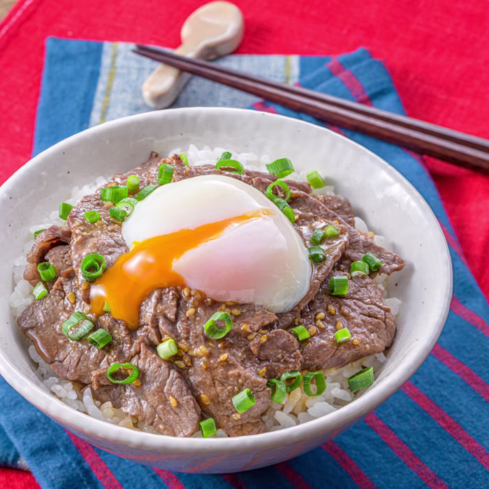 牛カルビ肉のスタミナ丼