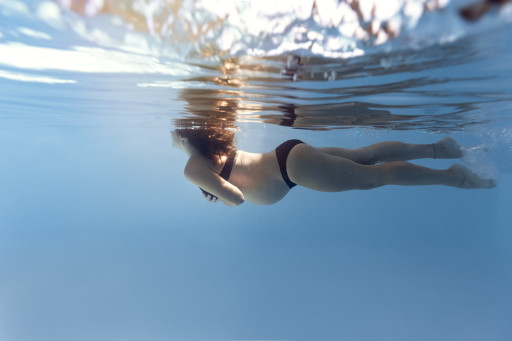 Photographe underwater dans le sud de France
