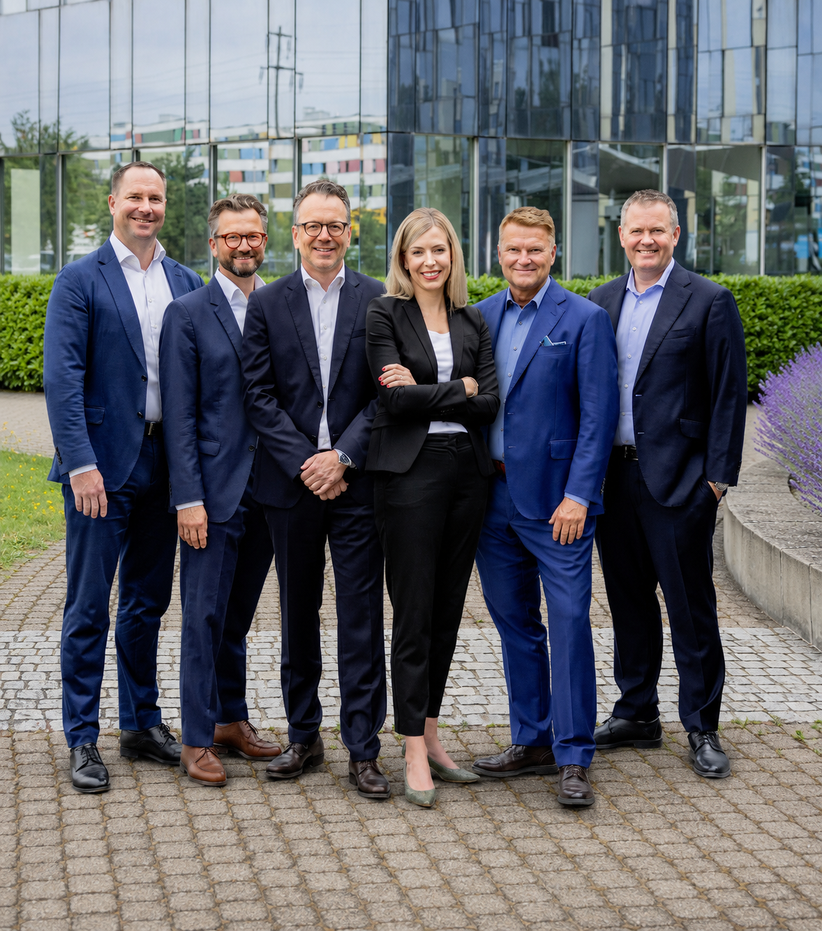 v.l.n.r. Simon Kalbermatten, Georg Englisch-Weinhofer, Lukas Leuenberger, Claudia Caliesch, Roger Basler, Patrik Forster, Oscar Wahlstrand