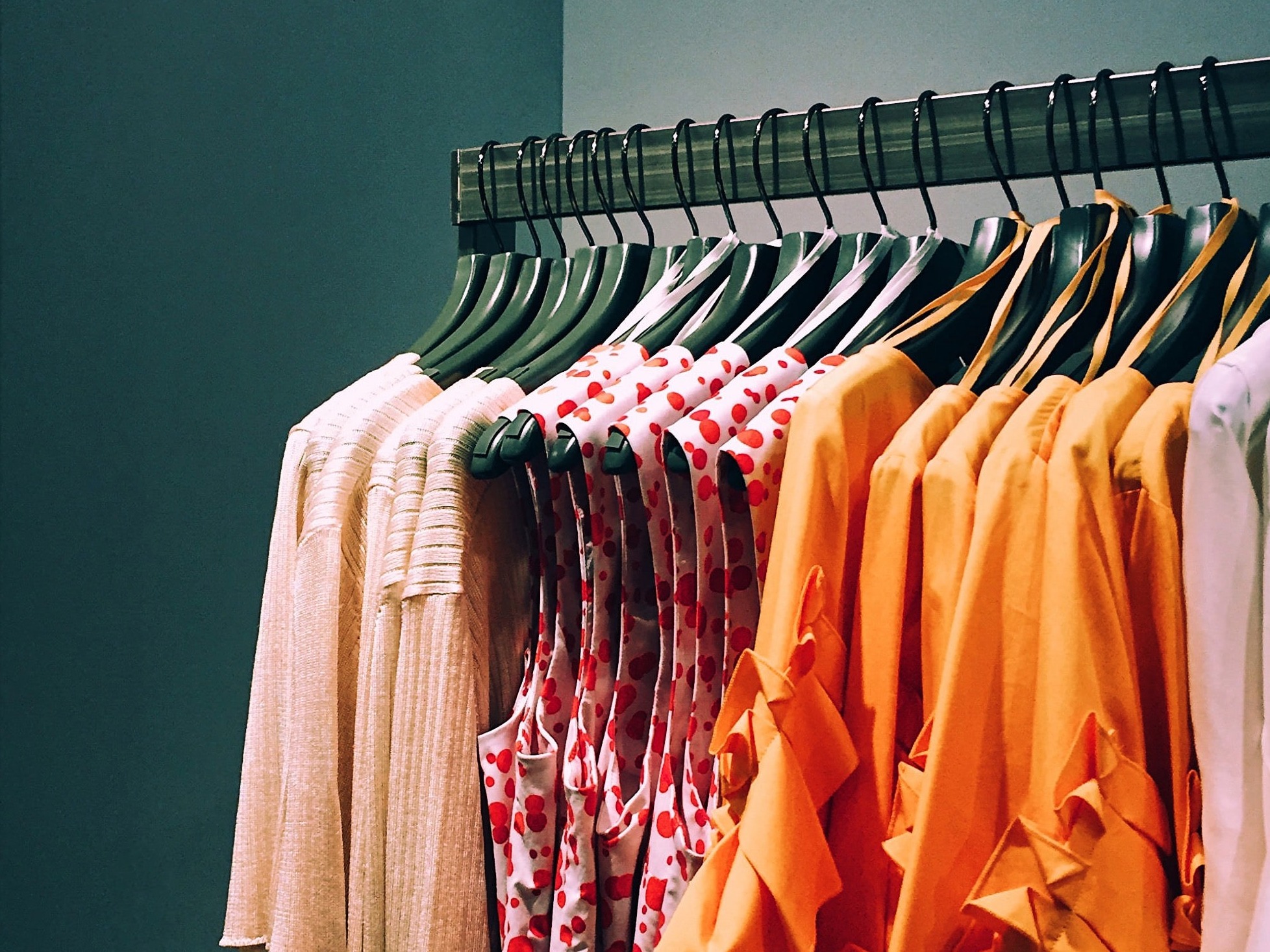 How to display your store products in the best way_Colors