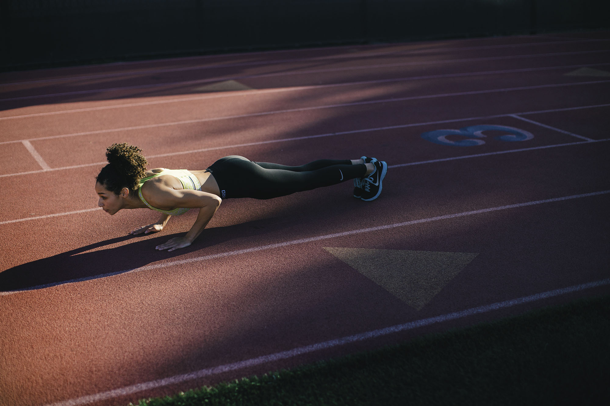 HOW TO SYNC HORMONAL CYCLE FOR BETTER WORKOUT, GLOWING HOW TO SYNC HORMONAL CYCLE FOR BETTER WORKOUT, GLOWING