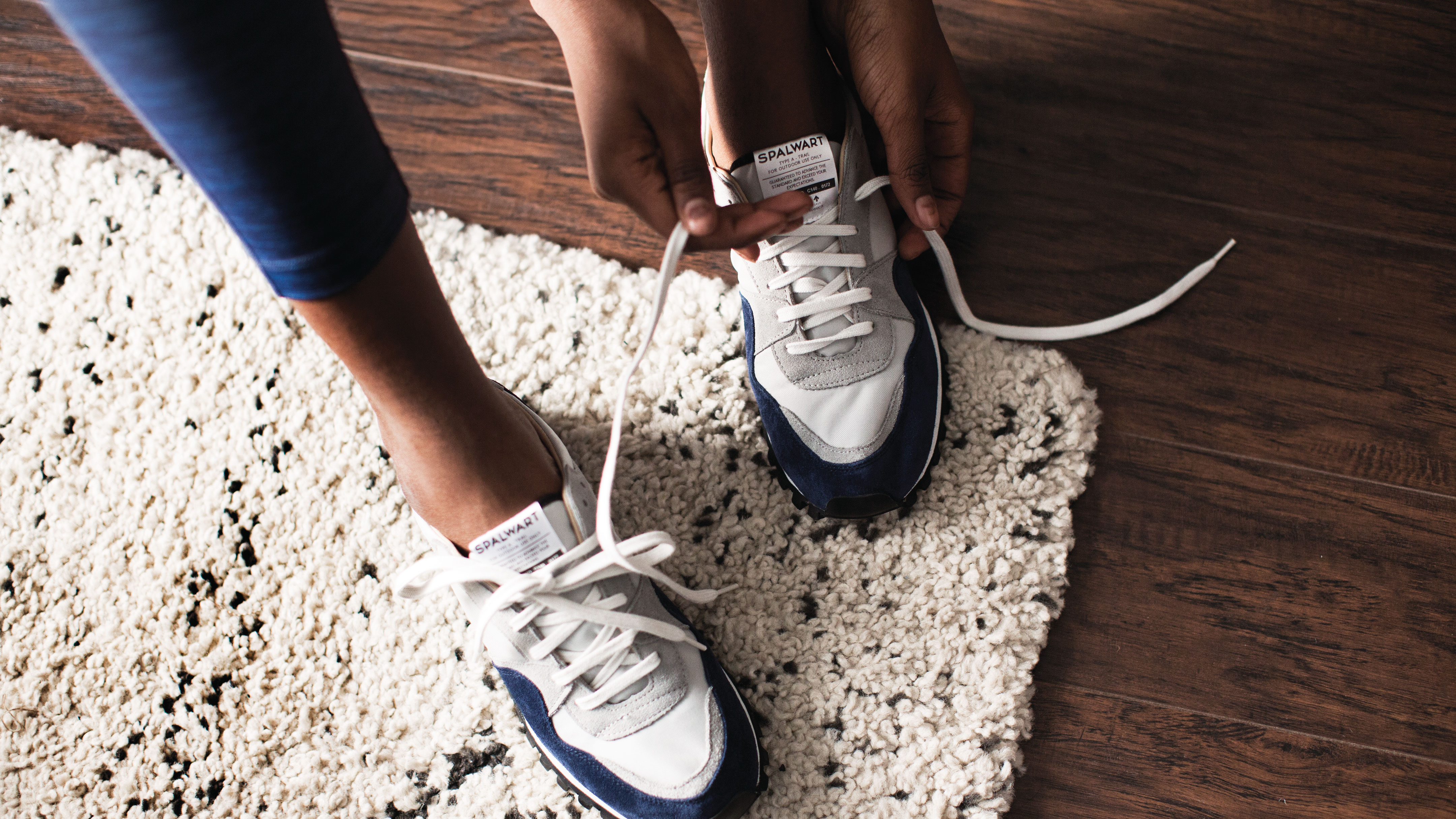 BUY SNEAKERS IN THE AFTERNOON CHANGING SHOES SIZE Furthermore