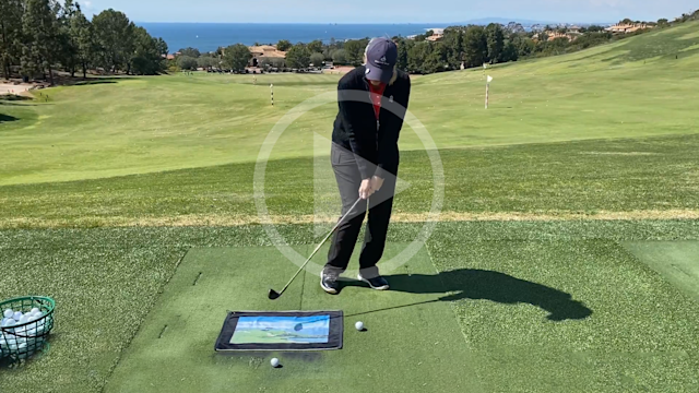 A Wrinkle-Free Towel Will Help You Fix Your Downswing