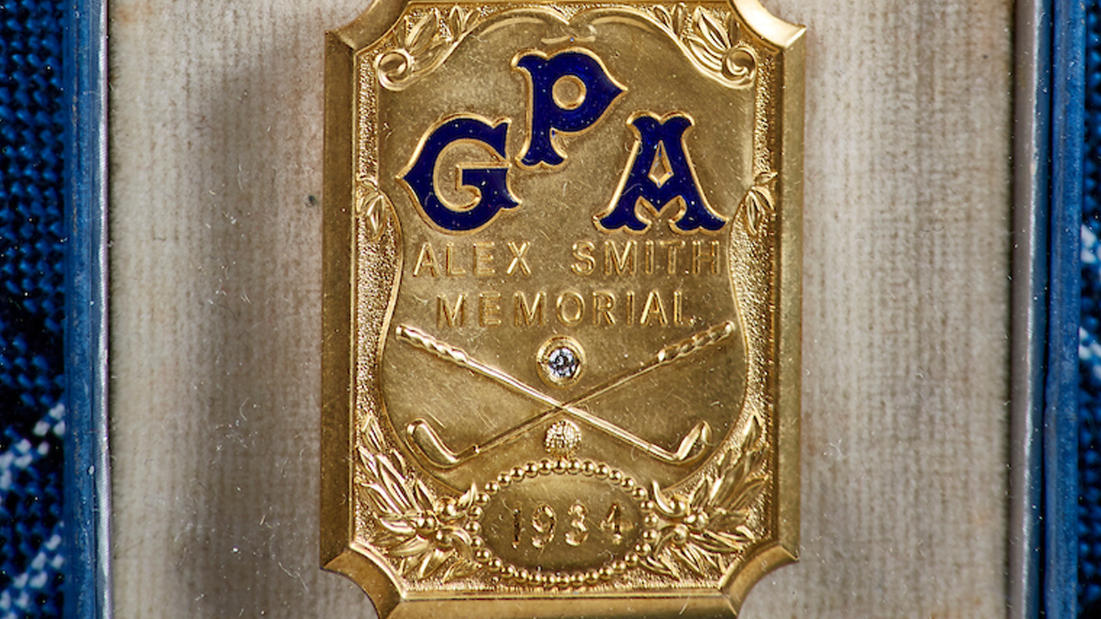 1934 Alex Smith Memorial Medal. One of eight created and gifted to the PGA and pre-dated 1931-1938.