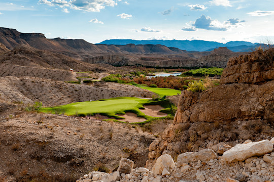 Go Off the Grid for the Ultimate Golf Getaway at Black Jack’s Crossing in Lajitas, Texas