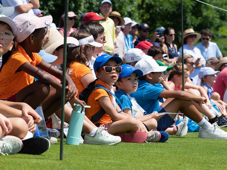 Junior League participants watch the LPGA Tour Player Demonstration. (Photo by Montana Pritchard/PGA of America)