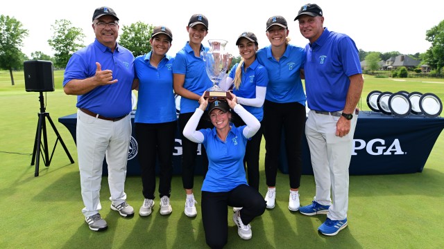 The winning Texas A&M-Corpus Christi squad