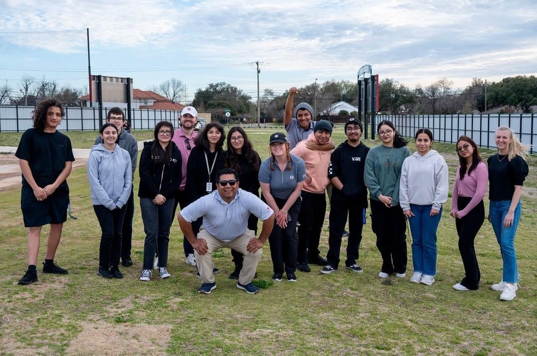 Aguilar (middle) with the latest students in the Fairways to Success program.